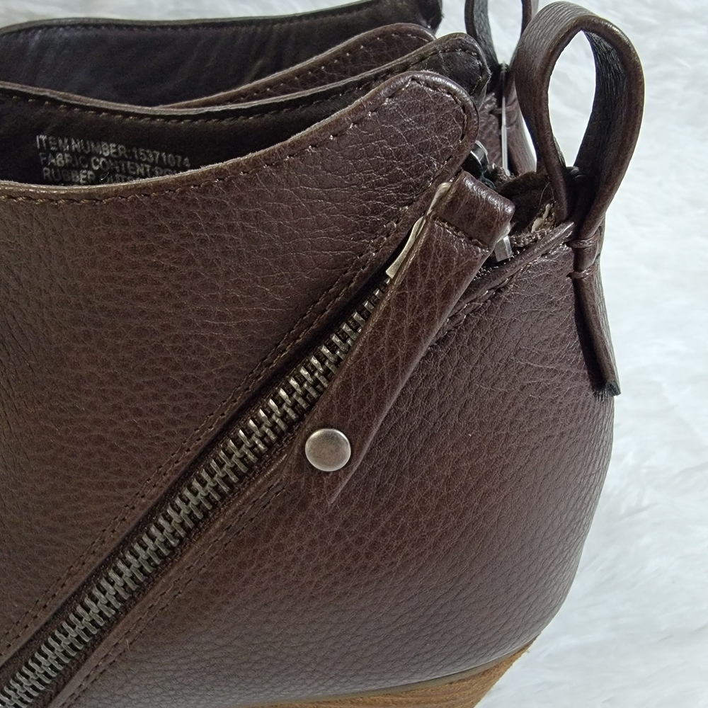 Torrid Rich Brown Ankle Booties 12 WW - Picture 12 of 16